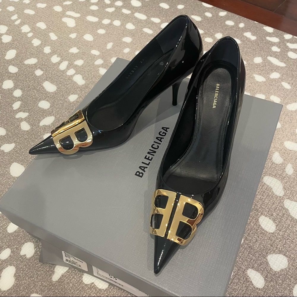 Balenciaga glossy black knife pumps NEW